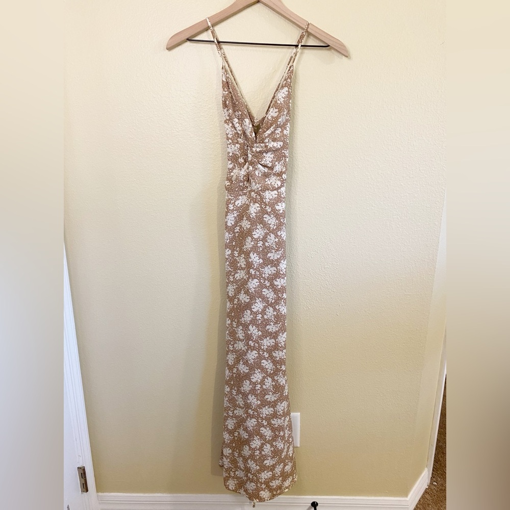 Lulu's Beige Floral Maxi Dress with White Print - Picture 2 of 6